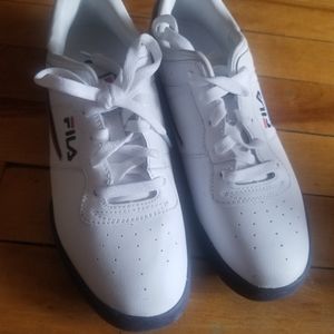 Classic fila sneakers